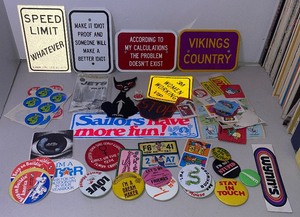 lot 260 image: Vintage PinsStickers