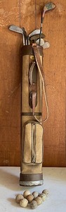lot 159 image: Vintage Golf Club Set with Bag