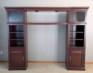 lot 18 image: Wood Entertainment Unit