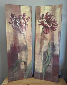 lot 26 image: Pair of Floral Prints on Wood