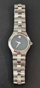 lot 45 image: Womens Movado Museum Watch