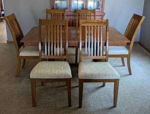 lot 2 image: Lovely Wood Dining Set by Universal Furniture