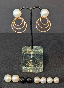lot 4 image: Cultured Pearl Stud Earrings and 14k Gold Jackets