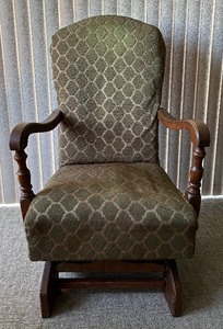 lot 82 image: Vintage Arm Rocking Chair