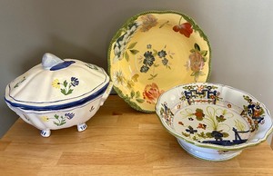lot 112 image: Variety of Wonderful Floral Serving Pieces