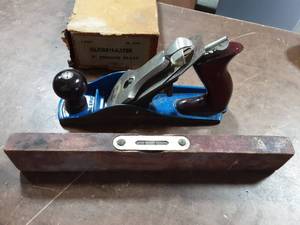 lot 19 image: Smooth Plane With Original Box & 1-Old Wood Level