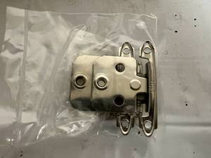 25 Allison Chrome Self-Closing Hinges