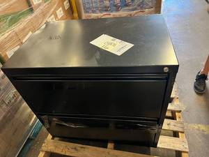 2 Drawer File Cabinet with Keys