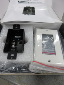 lot 176 image: BINARY HDMI RECEIVER - NEW