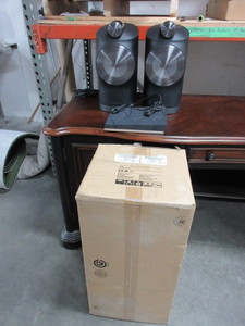 lot 100 image: BOWERS & WILKINS FORMATION DUO BLUE TOOTH SPEAKERS WITH FLOOR STANDS - NEW