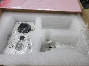 lot 125 image: LUMA 300 SERIES INDOOR SURVEILLANCE CAMERAS- NEW