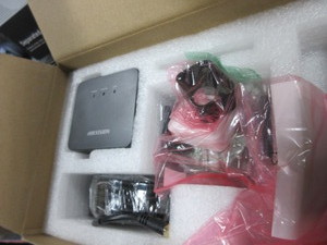 lot 136 image: HIK VISION SEPERATED NETWORK CAMERAS - NEW