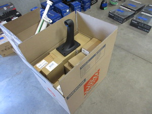 lot 78 image: GRAB BAG OF LUMA CAMERA MOUNTS AND HOUSINGS - NEW