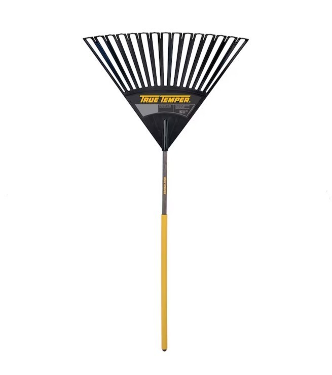 lot 158 image: NEW True Temper Clog Free 30-in Lawn and Leaf Rake with Wooden Handle and Rubber Grip