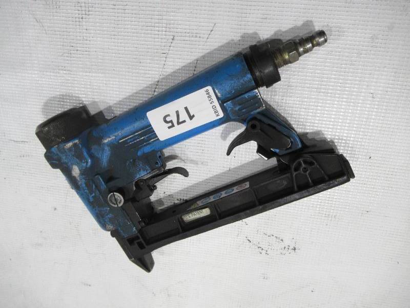 lot 175 image: USED Working AS-IS Power Tool - BeA Stapler