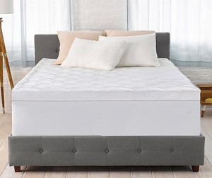 lot 99 image: NEW Serta 4 Fiberfill & Gel Memory Foam Pillow Top Mattress Topper - King Size