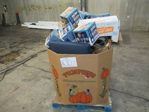 lot 100 image: Pallet of Store Overstock Store and Ecommerce Product and Returns