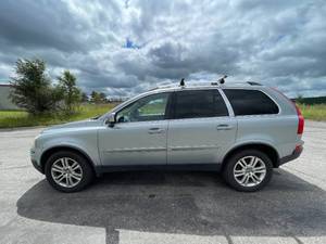 2008 Volvo XC90 V8 - AWD