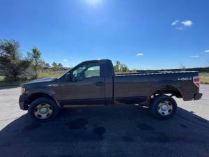 2009 Ford F-150 XL - 4X4 - 2 OWNERS