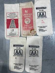 lot 32 image: Lot of 5 Canvas Shot Bags