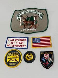 lot 36 image: Lot of Vintage Patches