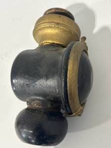 lot 40 image: Vintage Model T or A Light  Lamp