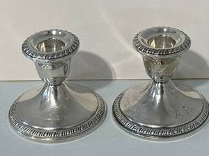 lot 42 image: Vintage .925 Silver Weighted Candelstick Holders 12.69oz
