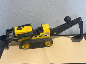 lot 98 image: Tonka Loader