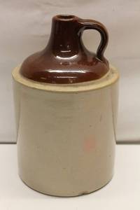 lot 233 image: Vintage Stoneware Jug with Handle