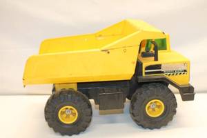 lot A-238 image: Vintage Tonka Mighty Diesel Dump Truck