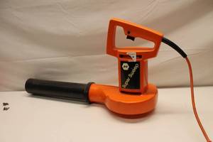 lot 255 image: Black & Decker Super Sweep Electric Broom