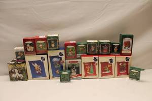 lot 259 image: Collection of Hallmark Keepsake and Enesco Christmas Ornaments