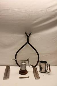 lot 269 image: Assorted Vintage Tools and Items Collection