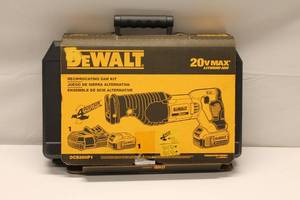 lot A-275 image: DeWalt 20V MAX Reciprocating Saw Kit