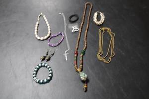 lot 284 image: Assorted Costume Jewelry Lot Necklaces, Bracelets, Earrings