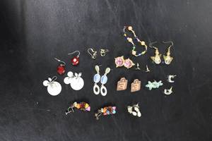 lot 297 image: Assorted Earrings Lot - Various Styles and Designs