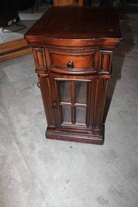 lot A-310 image: Vintage Wooden Side Table with Drawer and Cabinet