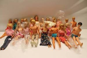 lot 321 image: Large Lot of Vintage Dolls including Barbie and Ken