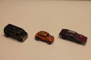 lot 402 image: Lot of 3 Vintage Redline Die-Cast Toy Cars