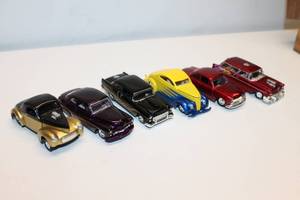 lot 407 image: Set of 7 Racing Champions Classic Car Die-Cast Models