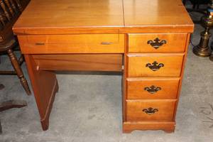 lot 415 image: Vintage Wooden Sewing Desk with Storage Drawers