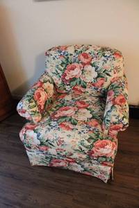 lot 451 image: Floral Upholstered Armchair