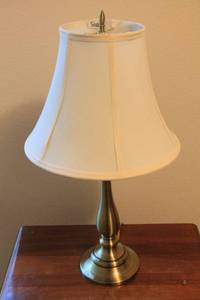 lot 457 image: Stiffel Table Lamp with Shade