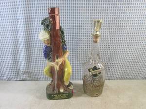 (FS) 2 Vintage Liquor Decanters...
