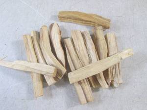 (CNTR) 12 Humo Sagrado Sacred Smoke...