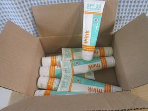 (CSB) 24 Tubes of Think SPF30 Sunsc...