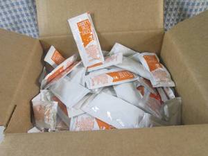 (B-3) 400 Pouches of Taco Sauce 2 B...