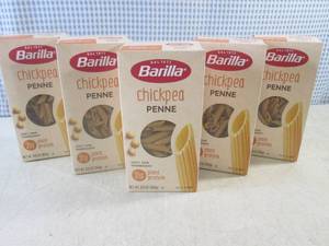(B-1) 5 Boxes of Chickpea Penne Pas...