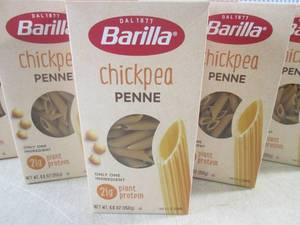 (B-1) 5 Boxes of Chickpea Penne Pas...