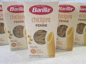 (B-1) 5 Boxes of Chickpea Penne Pas...